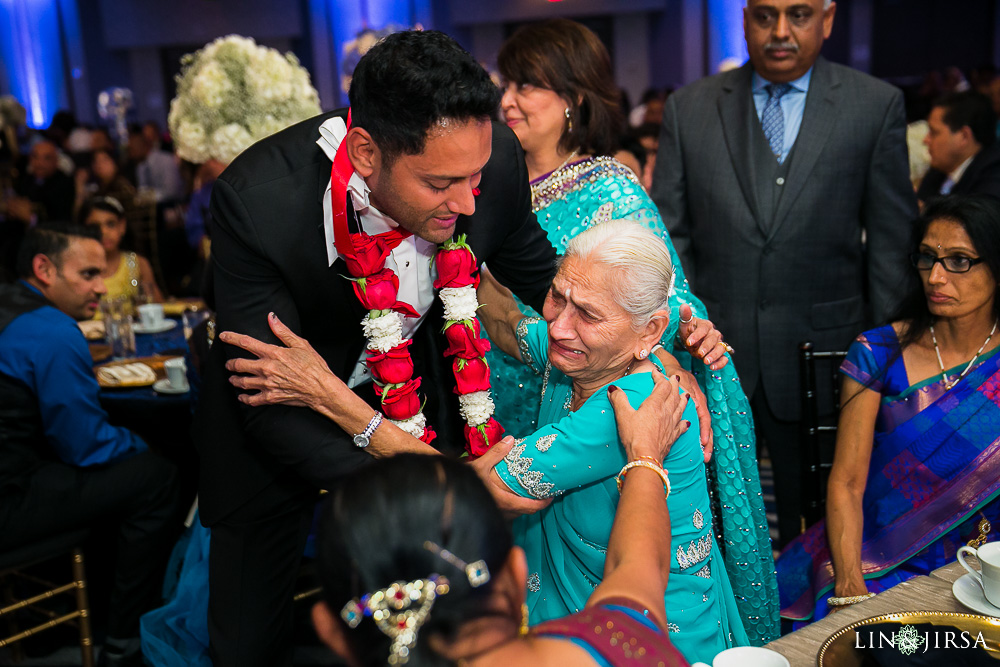 18-irvine-marriott-hotel-indian-wedding-photographer