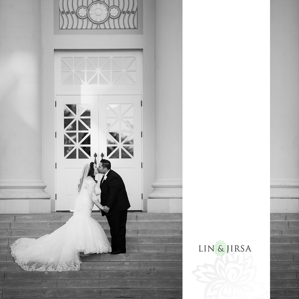 26-renaisssance-banquet-hall-glendale-wedding-photographer