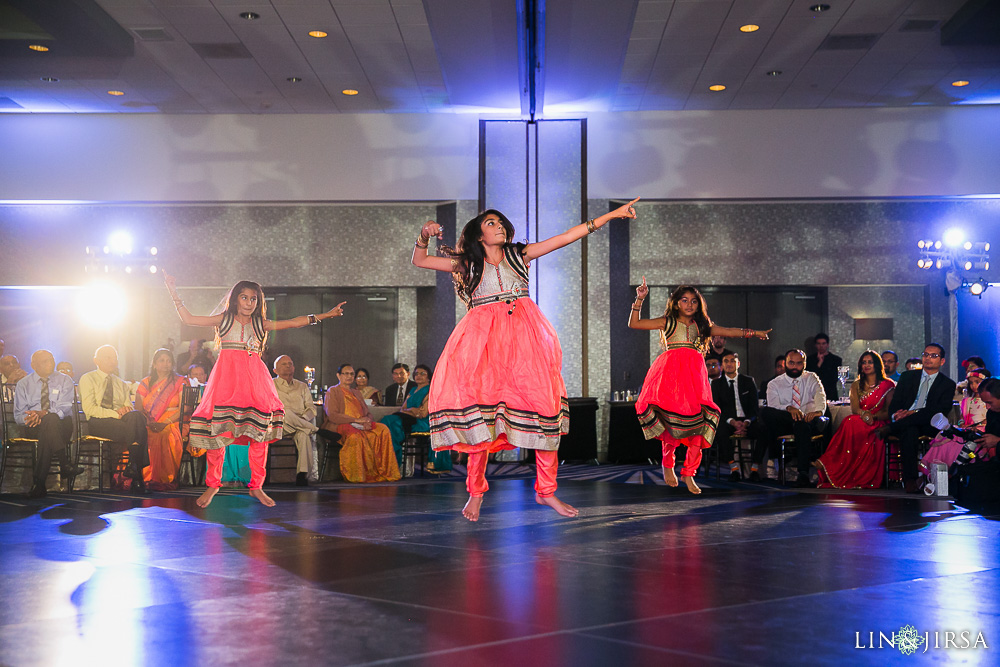 27-irvine-marriott-hotel-indian-wedding-photographer