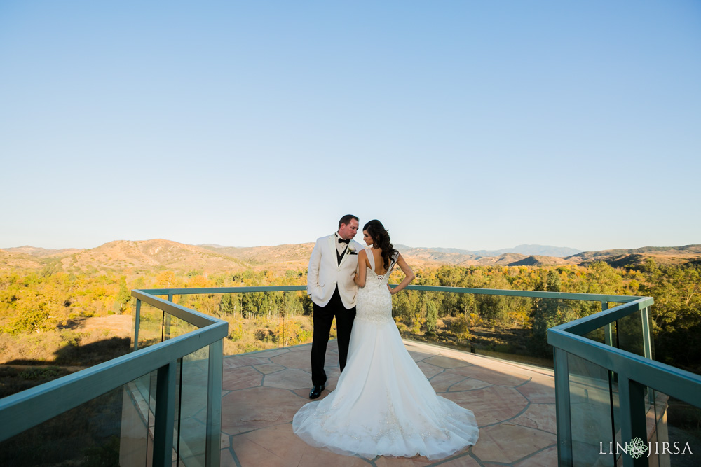 27-santiago-canyon-mansion-orange-wedding-photographer
