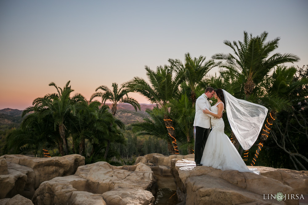 38-santiago-canyon-mansion-orange-wedding-photographer