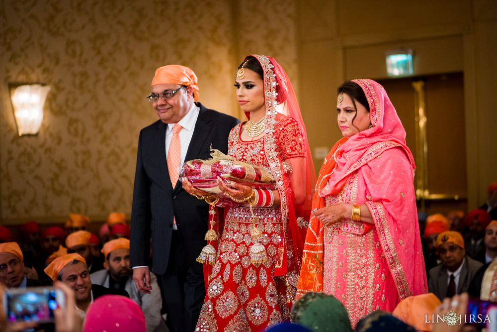 24-Hilton-Glendale-Los-Angeles-Sikh-Wedding-Photography