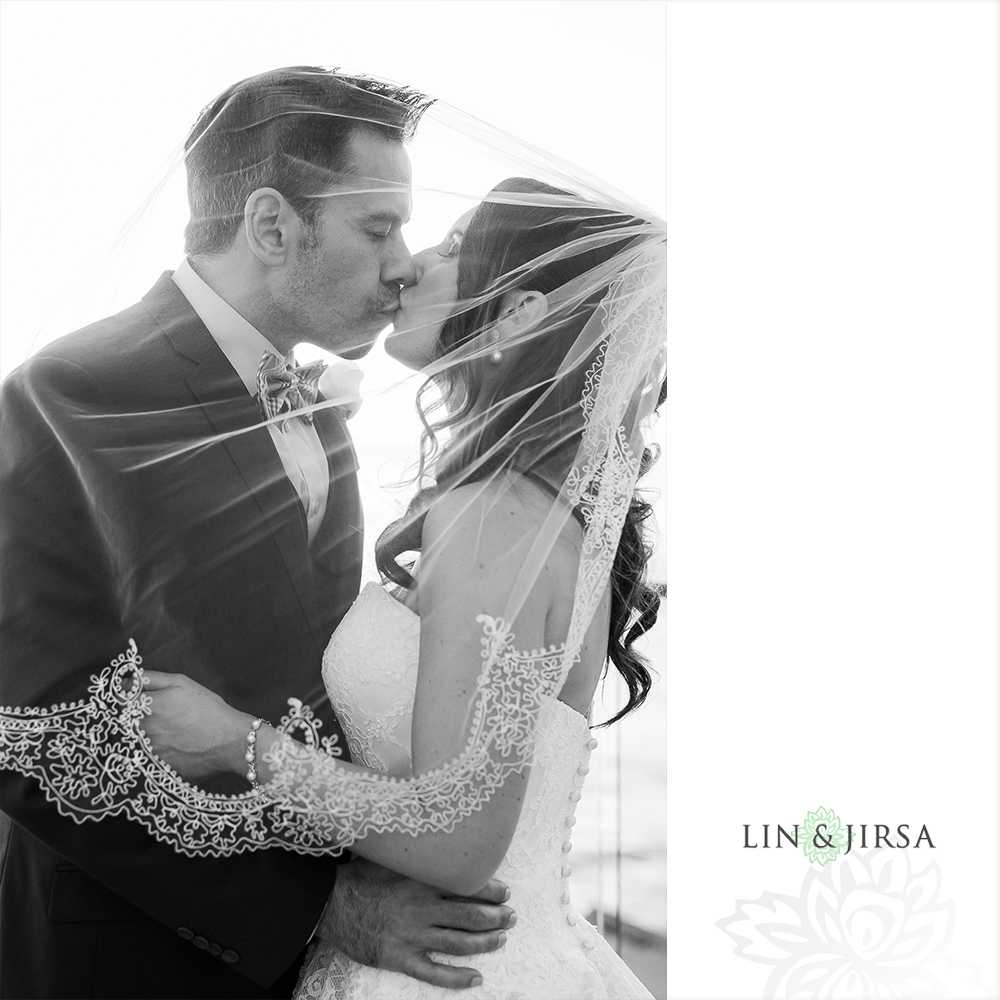 27-surf-and-sand-laguna-beach-wedding-photographer