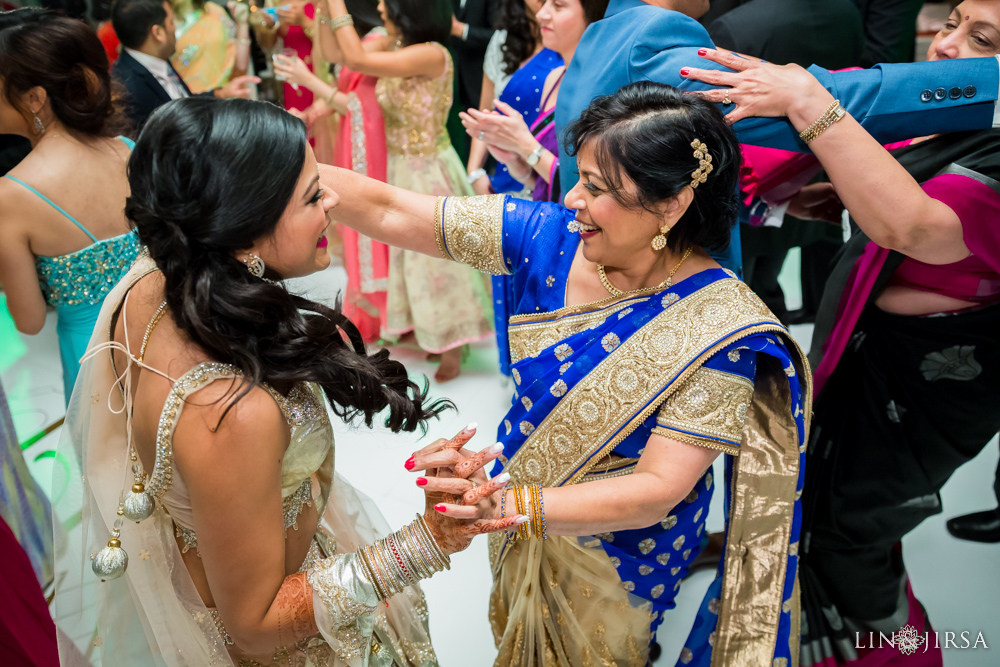 58-Newport-Beach-Marriott-Newport-Indian-Wedding-Photography