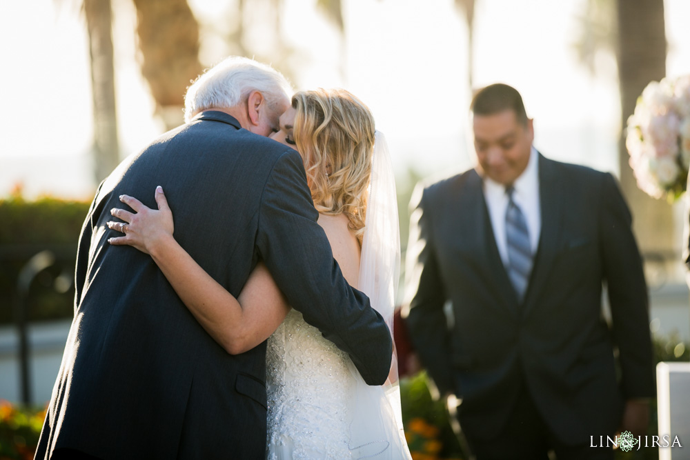 16Hyatt-Regency-Huntington-Beach-Orange-County-Wedding-Photography