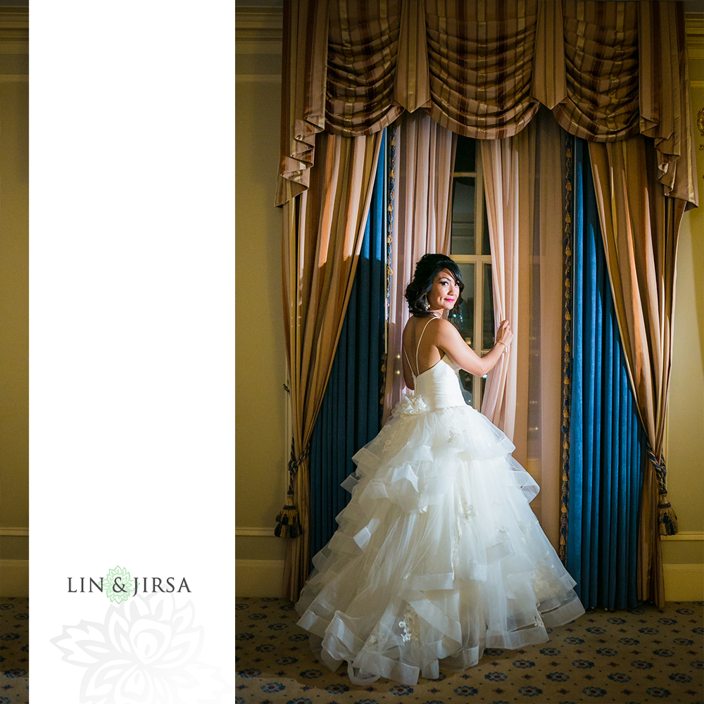 06-millennium-biltmore-hotel-los-angeles-wedding-photographer