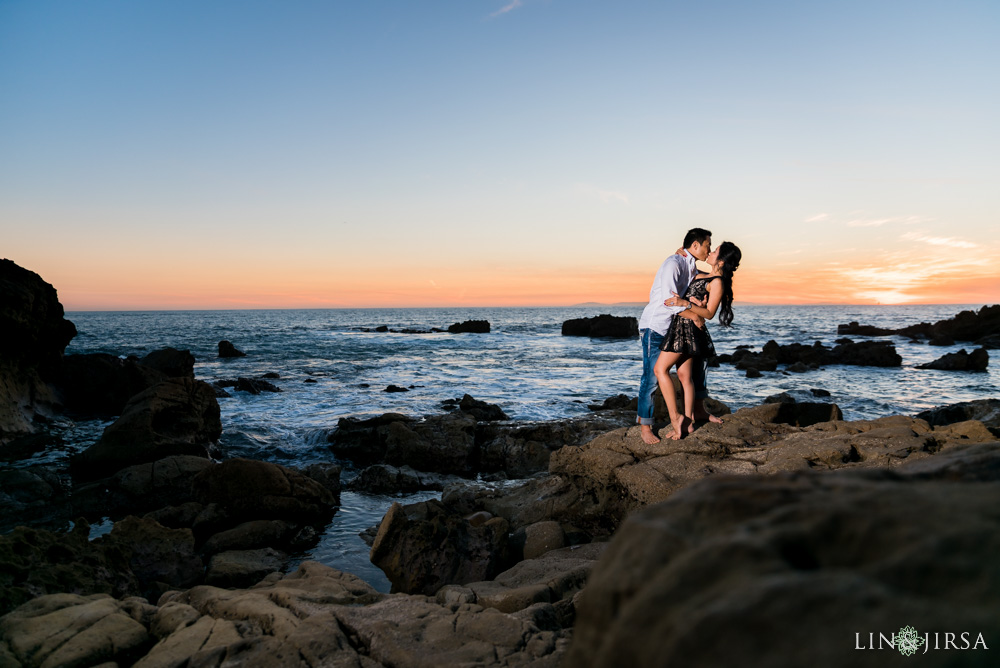 21-orange-county-beach-engagement-photographer