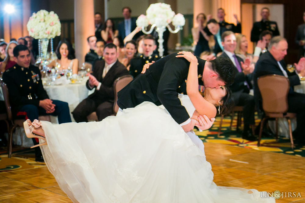 41-millennium-biltmore-hotel-los-angeles-wedding-photographer