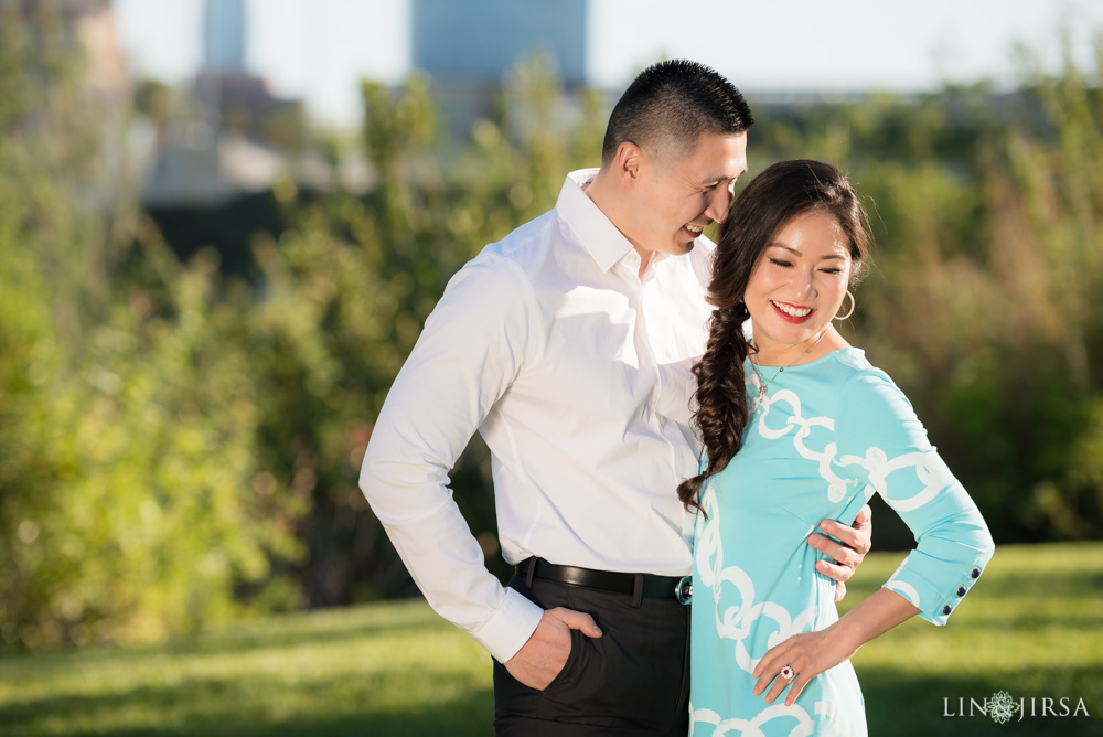 02-downtown-los-angeles-engagement-photographer