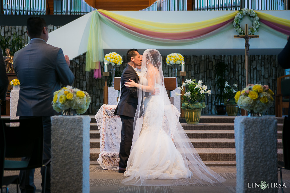 0407-ML-Crystal-Cathedral-Mon-Amour-Banquet-Orange-County-Wedding-Photography_
