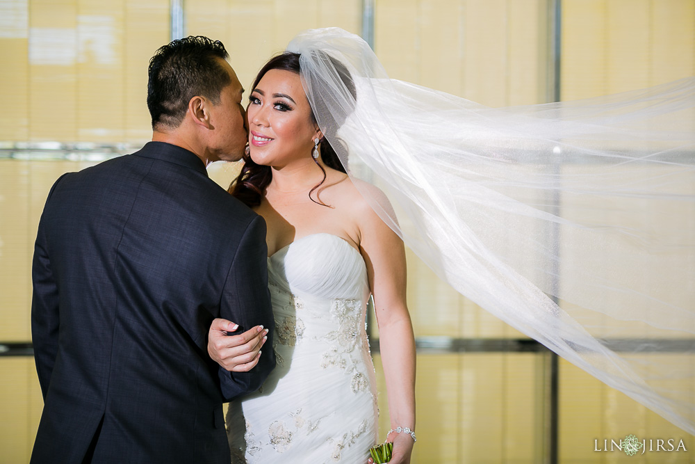 0587-ML-Crystal-Cathedral-Mon-Amour-Banquet-Orange-County-Wedding-Photography_