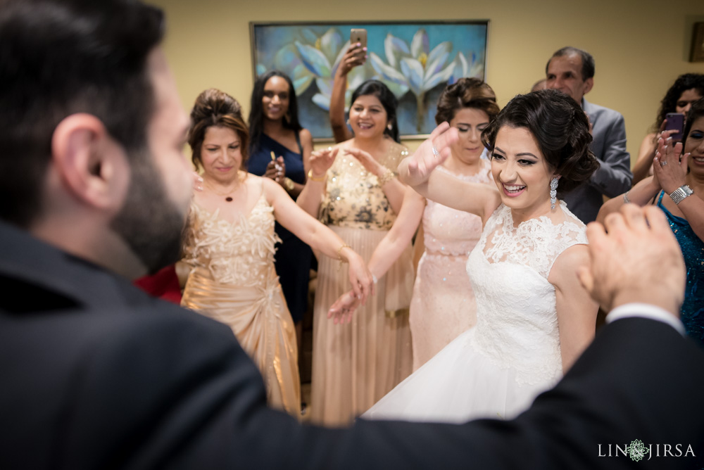 19-brandview-ballroom-glendale-wedding-photography