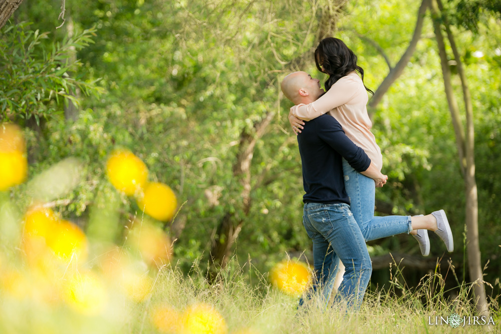 04Newport-Beach-Park-Engagement-Photography