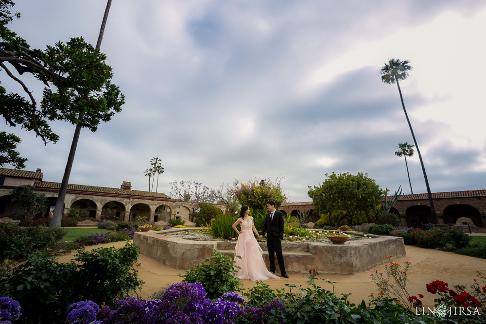 08-Crystal-Cove-San-Juan-Capistrano-Engagement-Photography