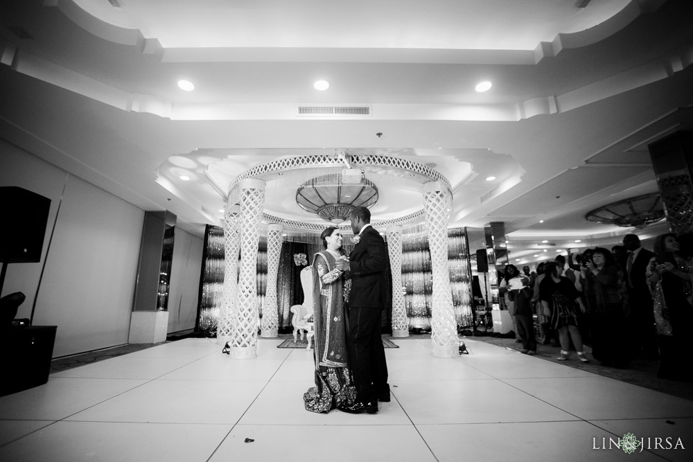 57-Brandview-Ballroom-Glendale-Wedding-Photography