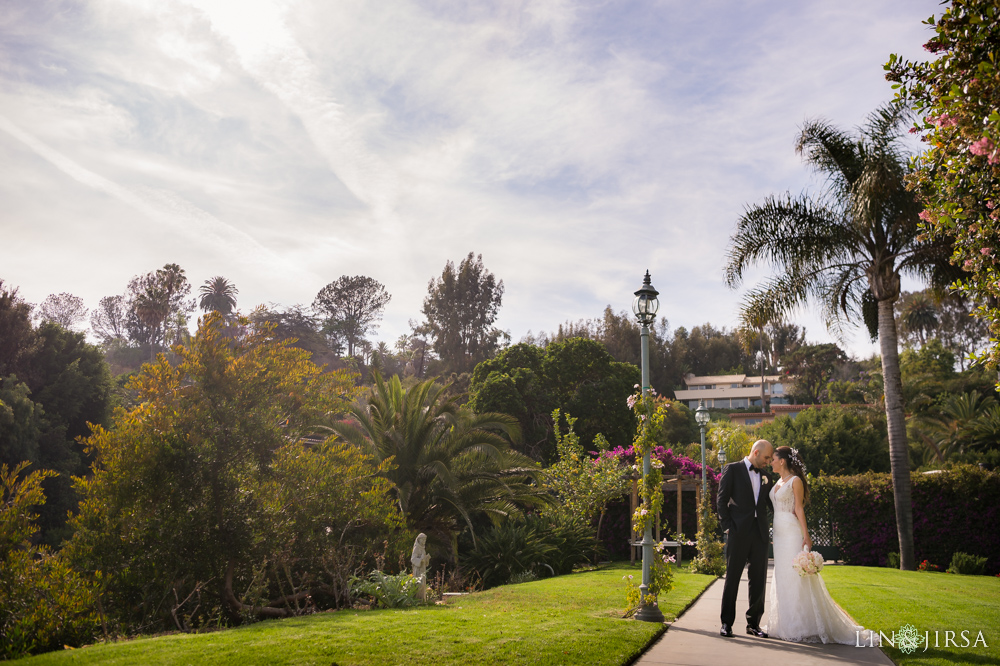 12-bel-air-bay-club-pacific-palisades-wedding-photographer-first-look-couple-session