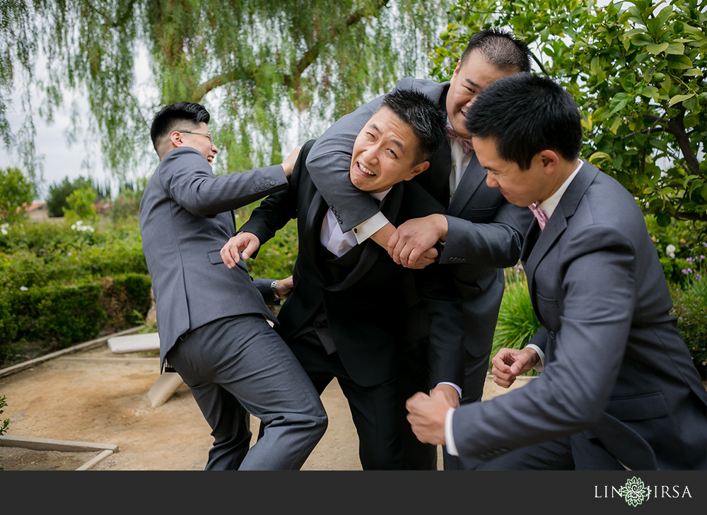 12-vellano-country-club-chino-hills-wedding-photographer-getting-ready