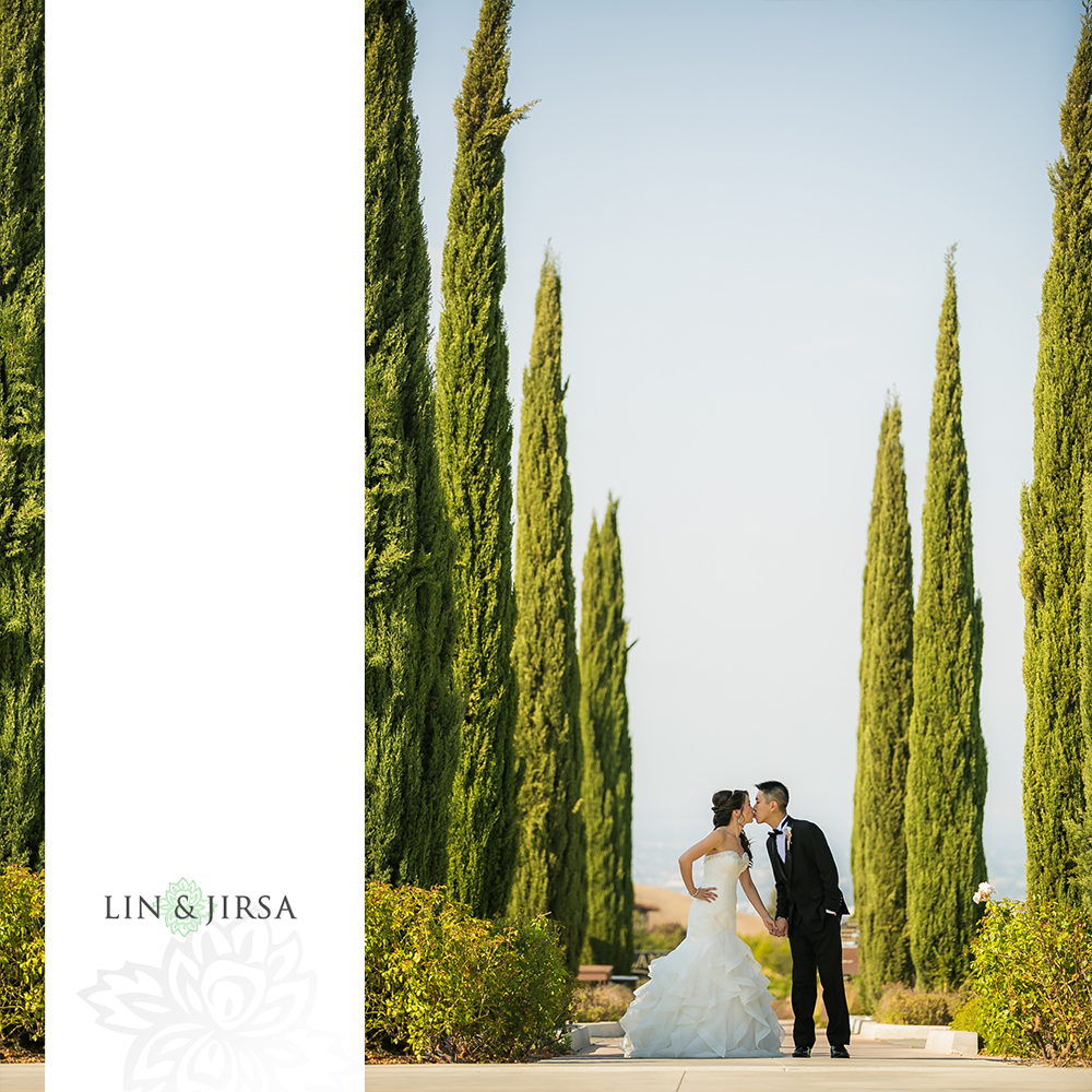 25-vellano-country-club-chino-hills-wedding-photographer-first-look-couple-session