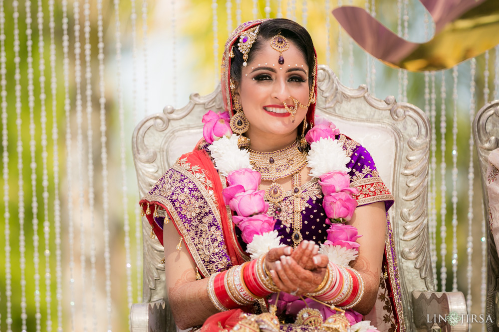 26-hilton-los-angeles-universal-city-indian-wedding-photographer-wedding-ceremony-baraat