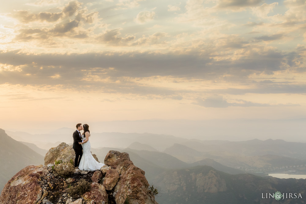 28-malibu-rocky-oaks-estate-vineyards-malibu-wedding-photographer-wedding-ceremony