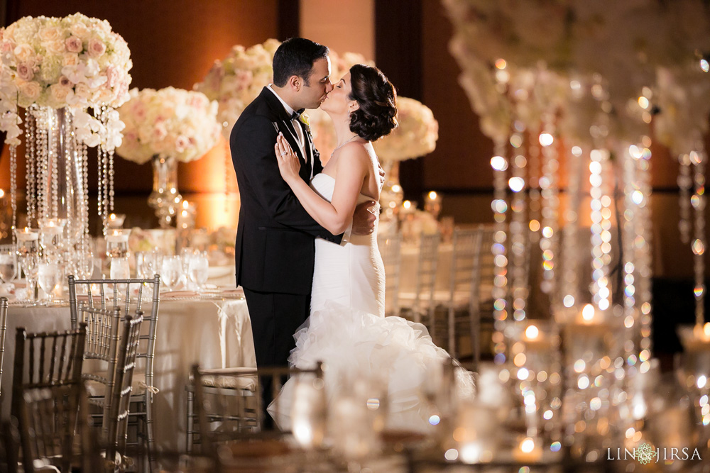 33-hyatt-huntington-beach-wedding-photographer-wedding-reception