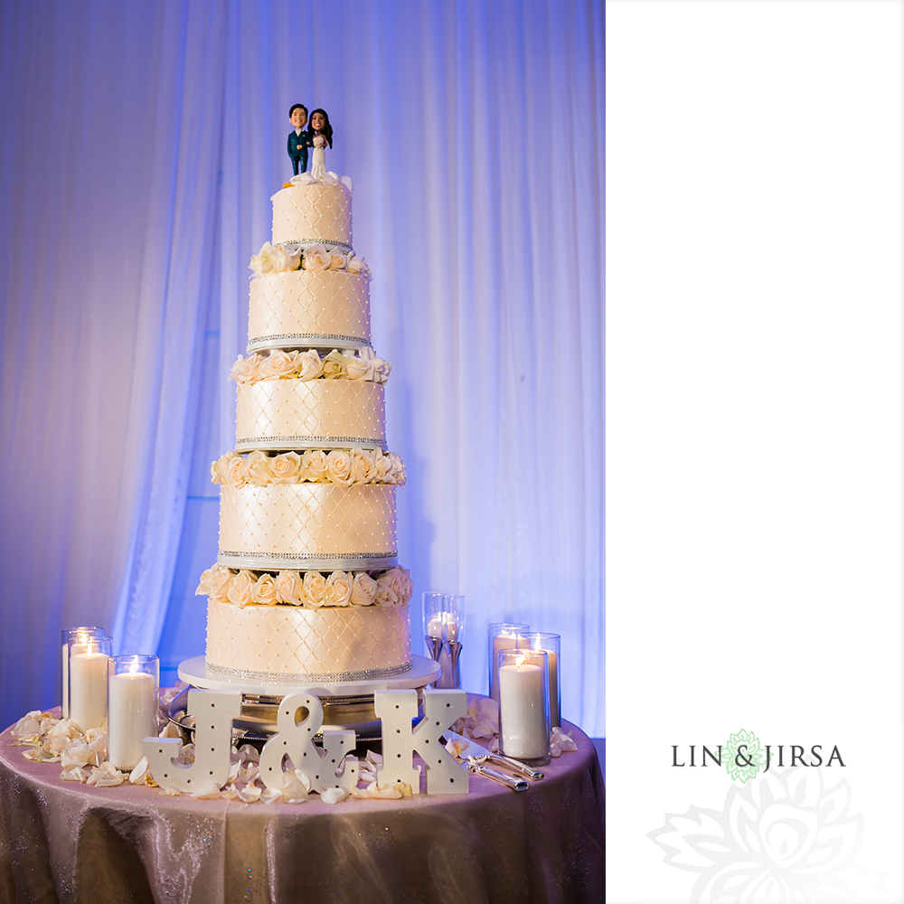 36-Venue-By-Three-Petals-Huntington-Beach-Wedding-Photos