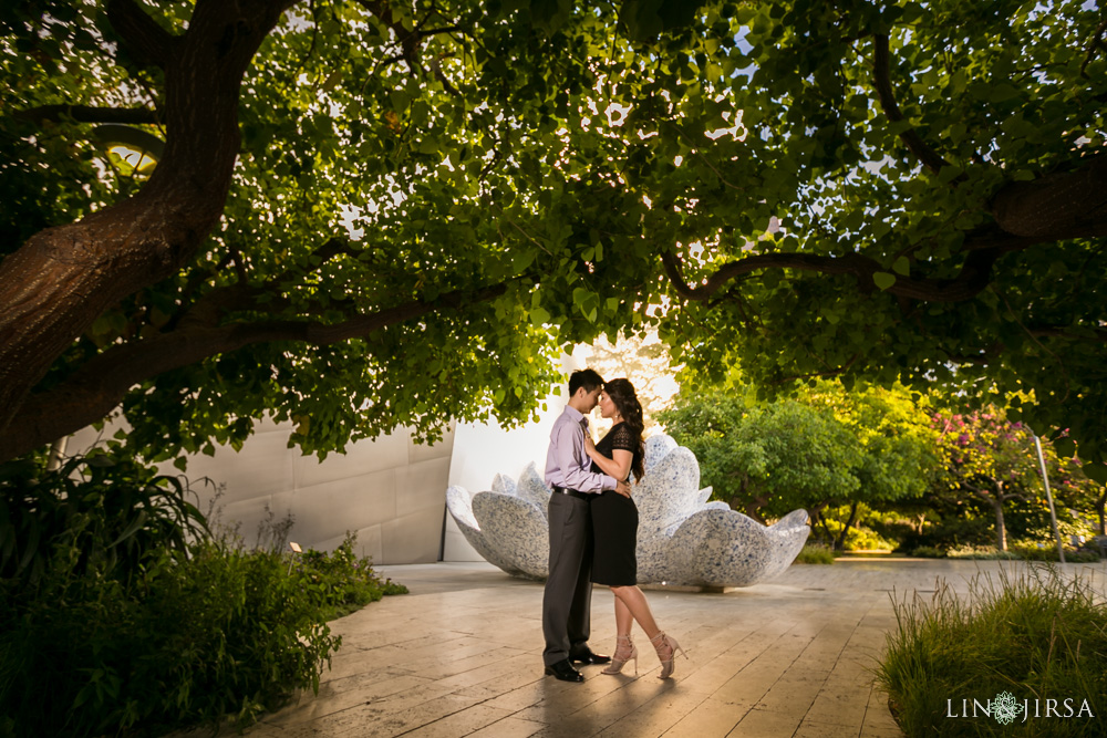 04-downtown-los-angeles-engagement-photographer