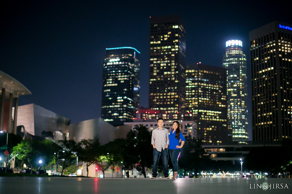 13-downtown-los-angeles-engagement-photographer