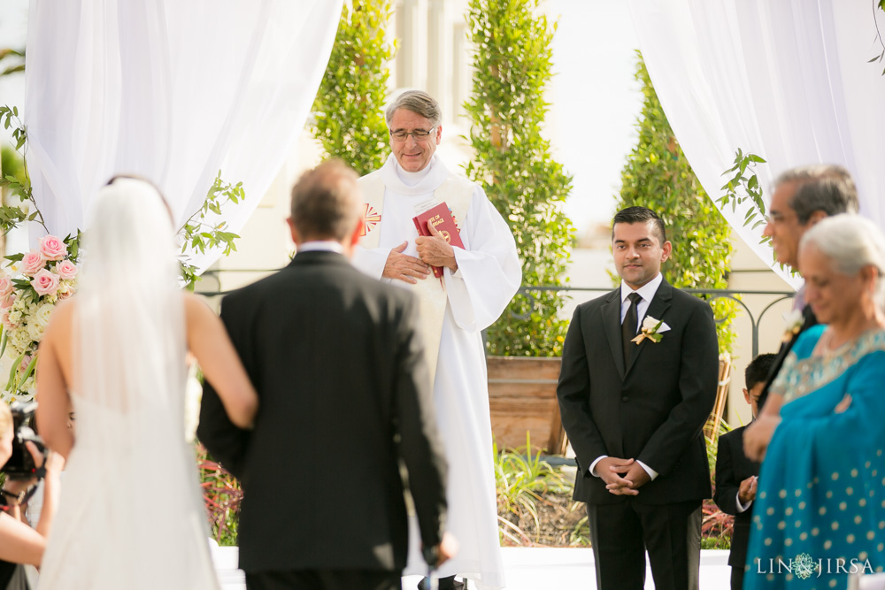 37-Hyatt-Regency-Huntington-Beach-Wedding-Photography