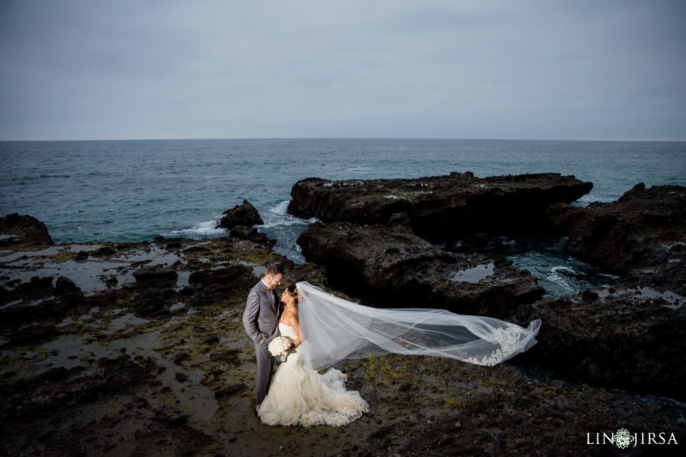 0034-cc-victoria-beach-engagement-photography