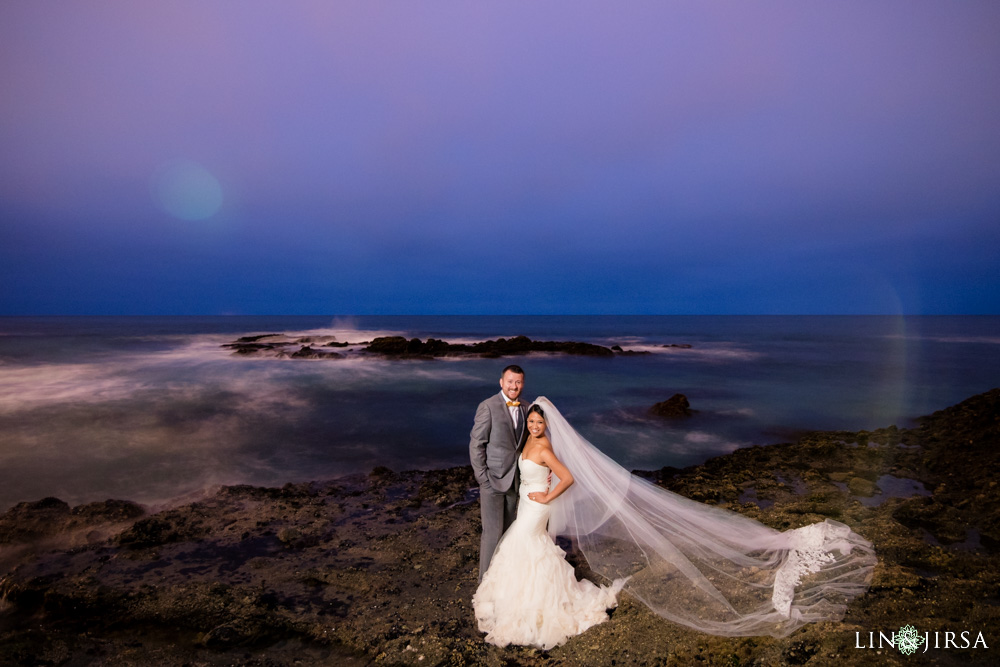0052-cc-victoria-beach-engagement-photography