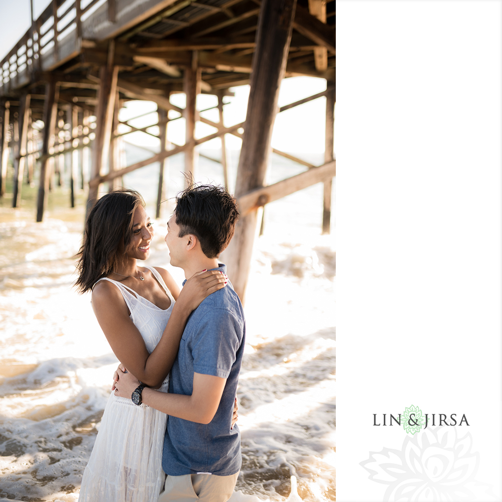 03-newport-beach-segerstrom-engagement-photography