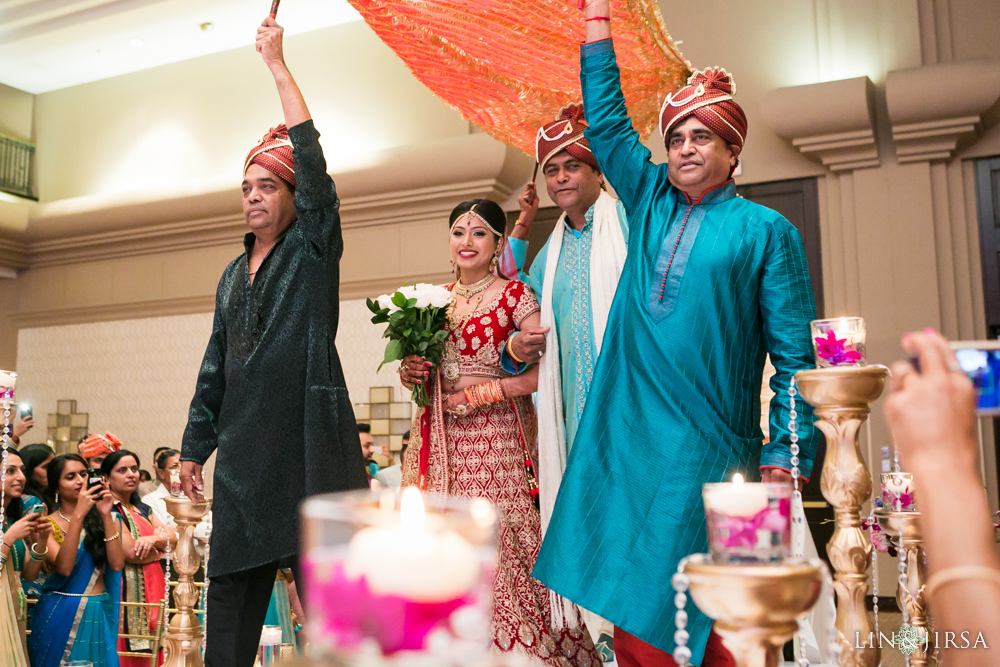 20-sheraton-tysons-hotel-virginia-washington-dc-indian-wedding-photography