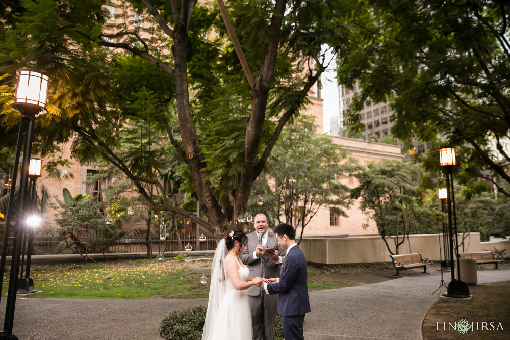 17-cafe-pinot-downtown-los-angeles-wedding-photography