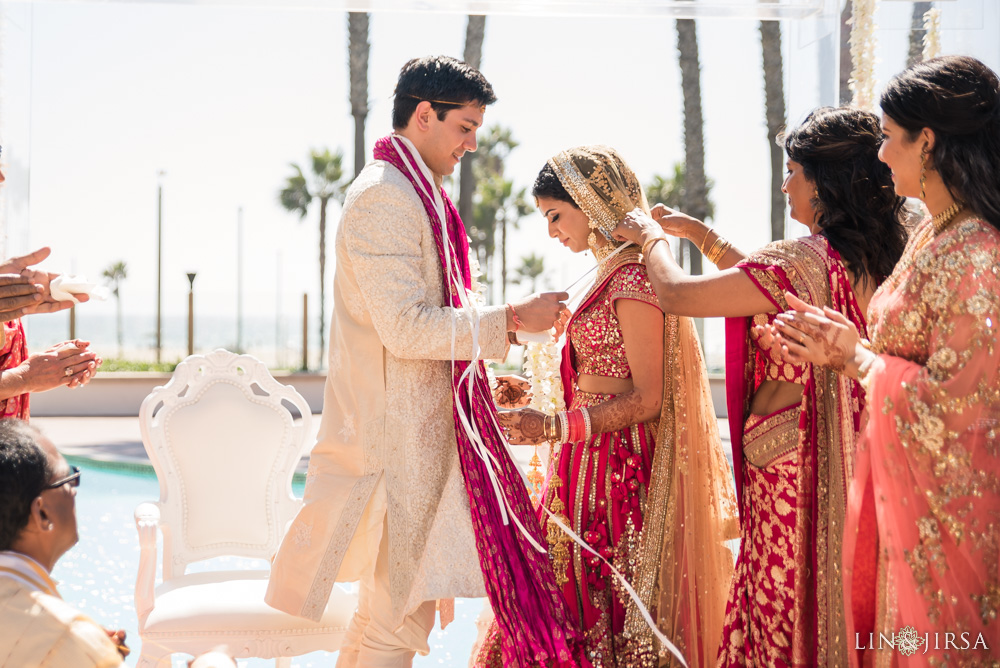 17-the-waterfront-beach-resort-huntington-beach-indian-wedding-photography