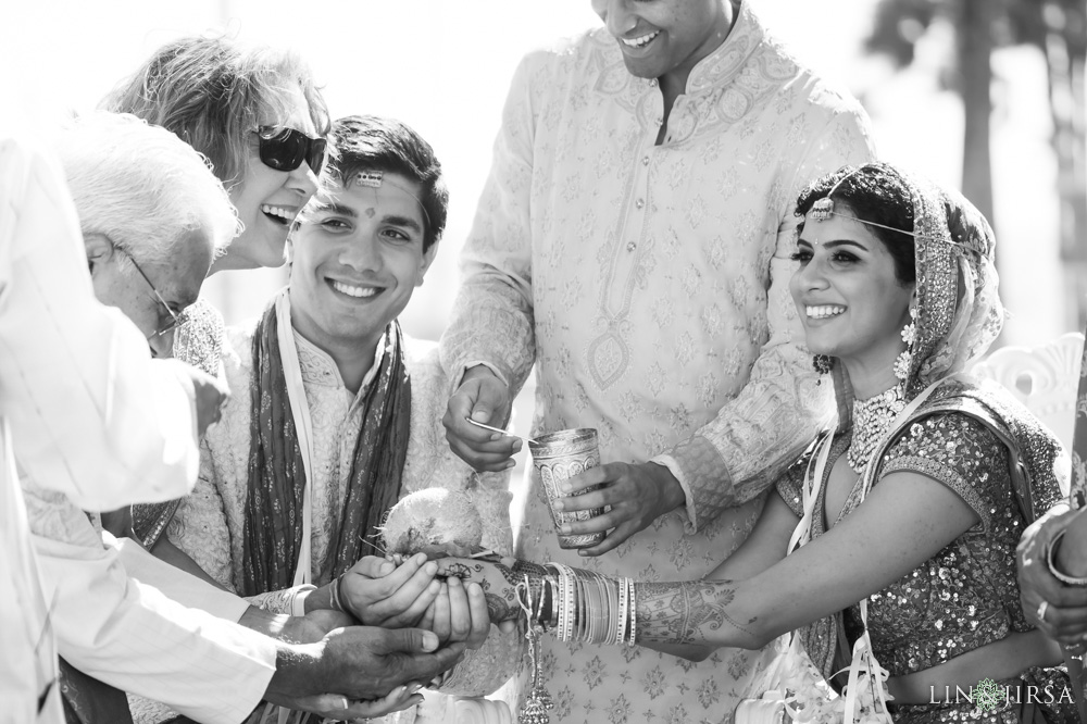 19-the-waterfront-beach-resort-huntington-beach-indian-wedding-photography