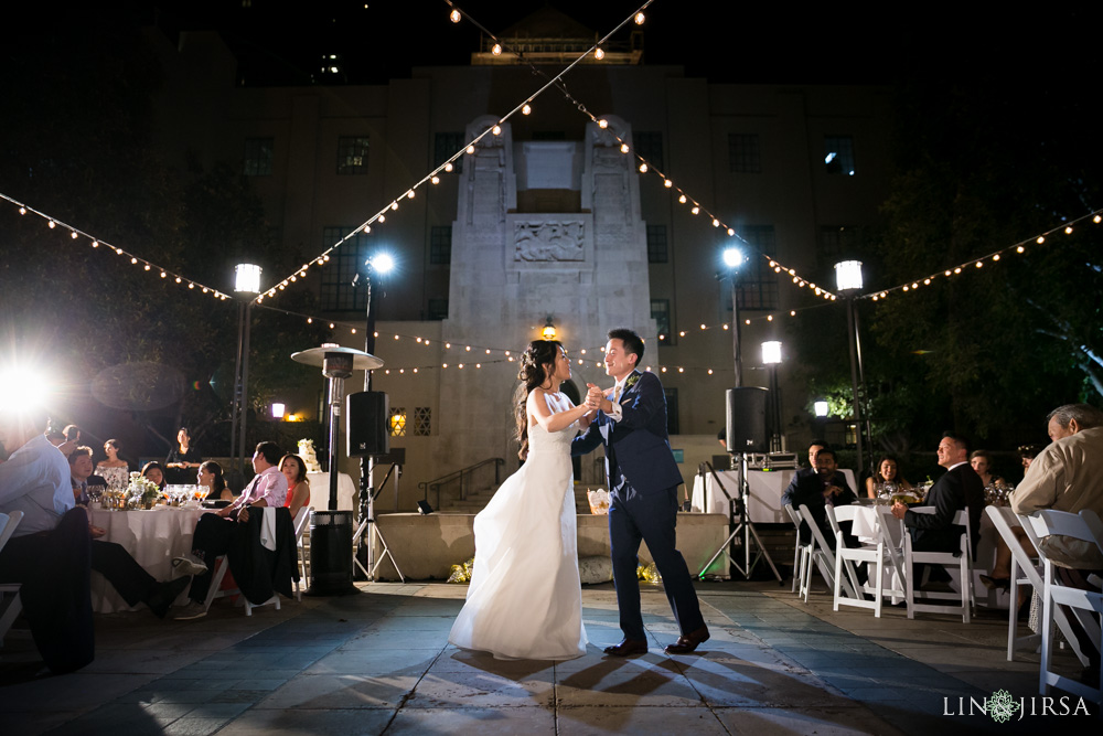 22-cafe-pinot-downtown-los-angeles-wedding-photography