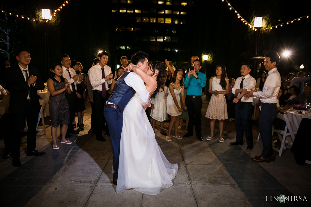 25-cafe-pinot-downtown-los-angeles-wedding-photography