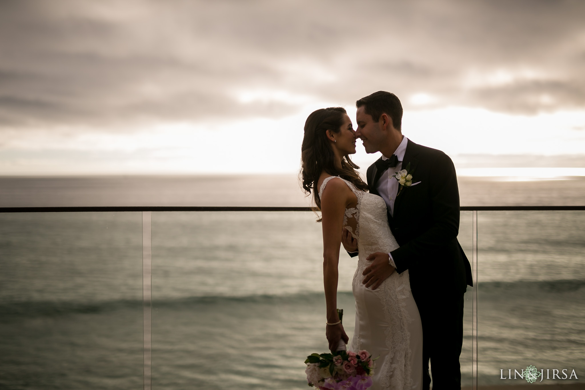 17-surf-and-sand-resort-jewish-wedding-photography