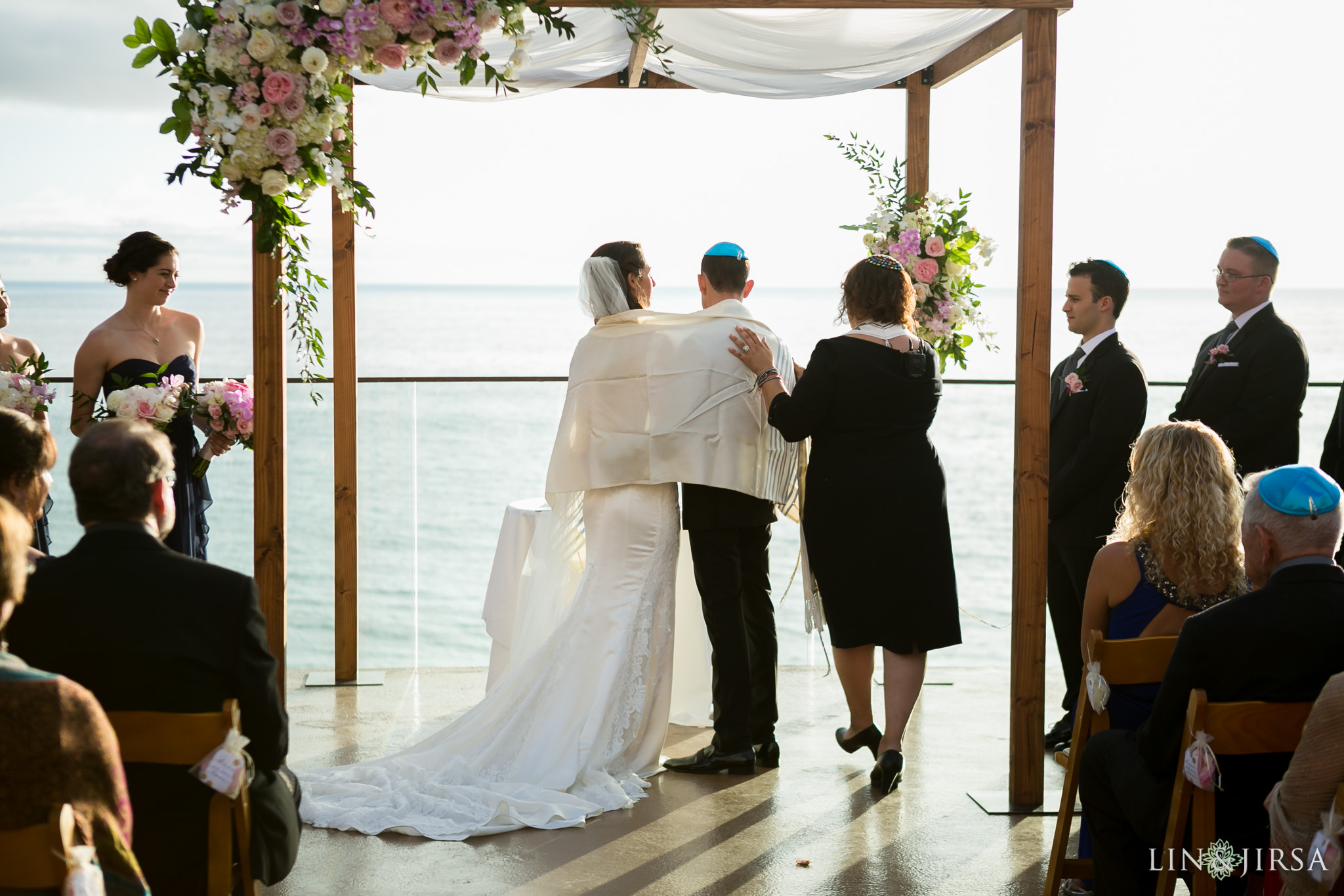 23-surf-and-sand-resort-jewish-wedding-photography