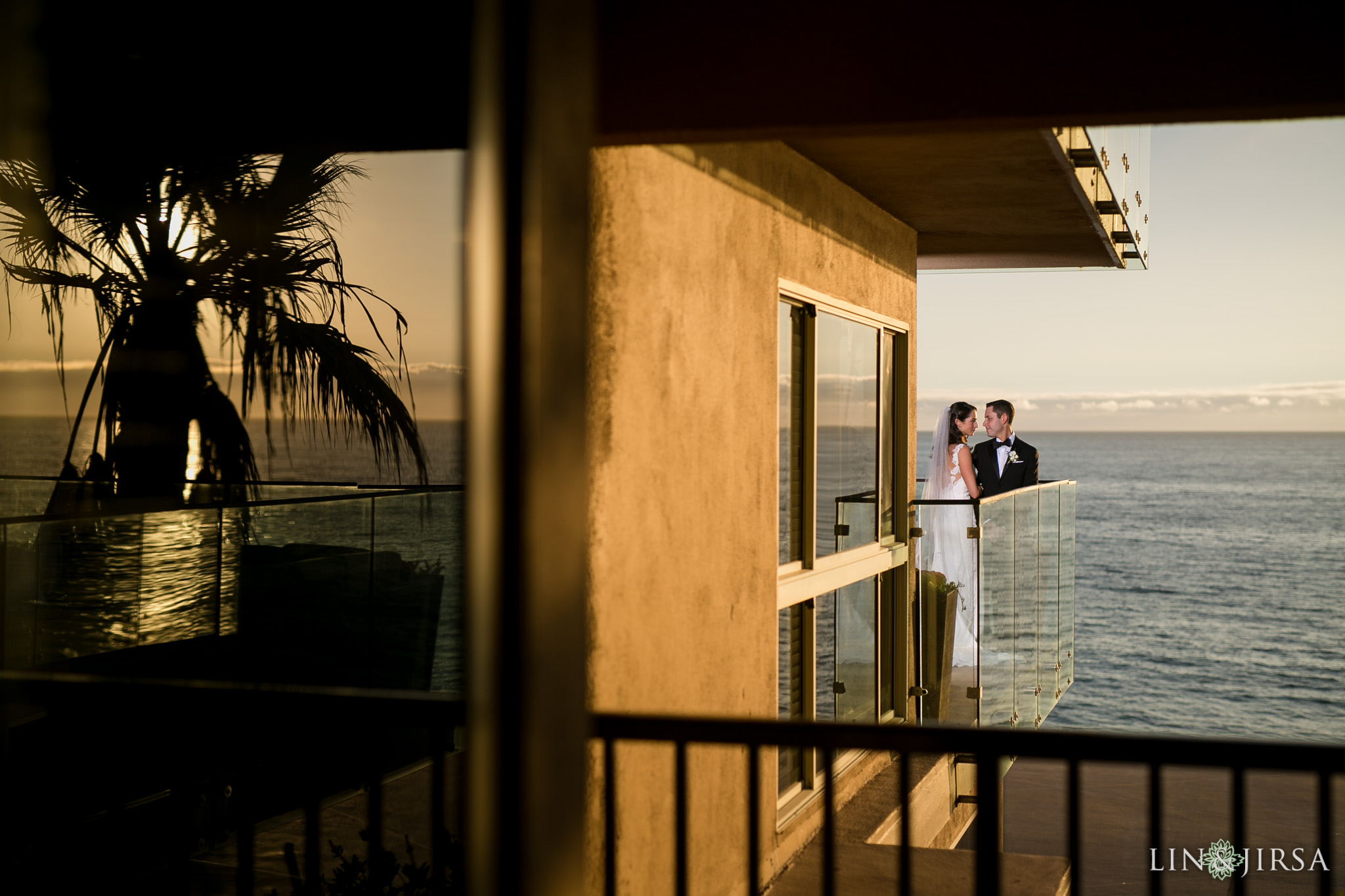 27-surf-and-sand-resort-jewish-wedding-photography