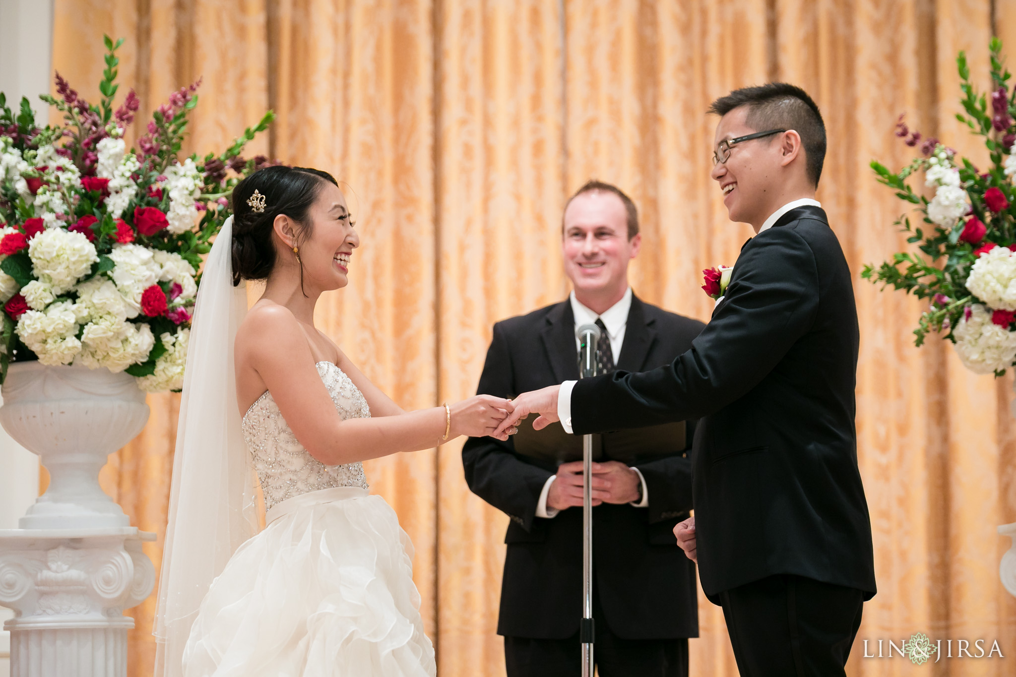 23-Nixon-presidential-library-wedding-photographer