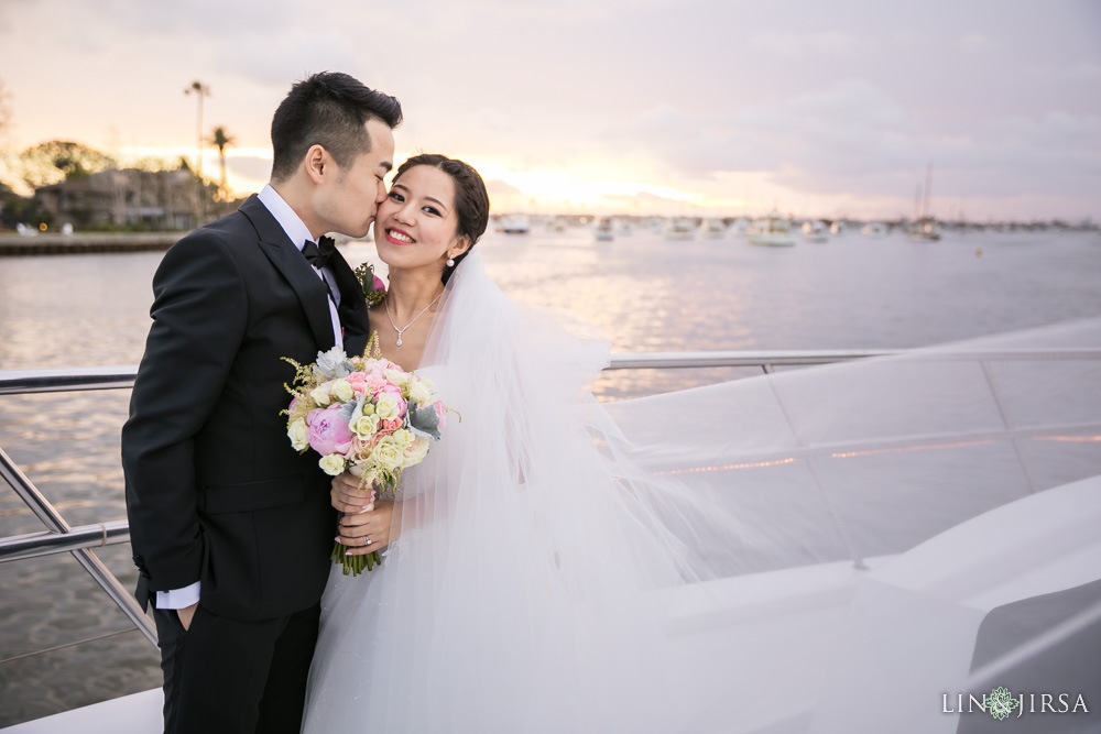 23-hornblower-yacht-newport-beach-wedding-photography