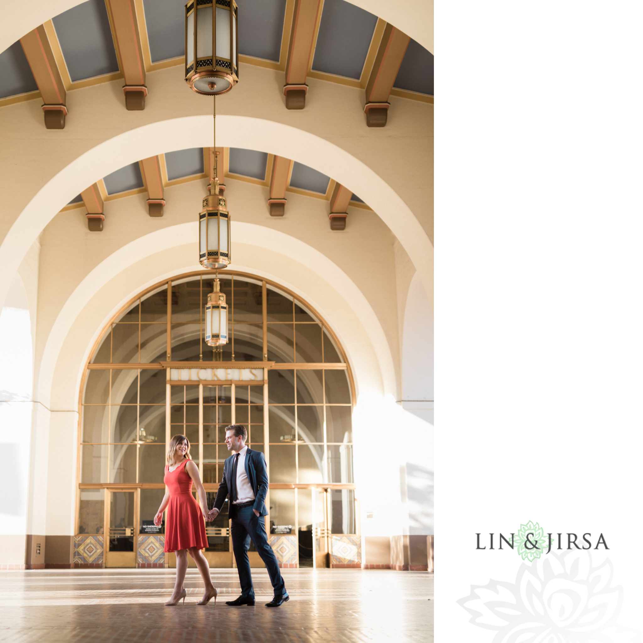 10-union-station-downtown-los-angeles-engagement-photography