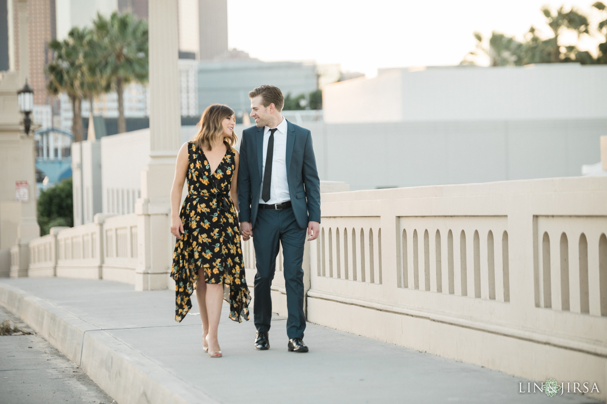 13-union-station-downtown-los-angeles-engagement-photography