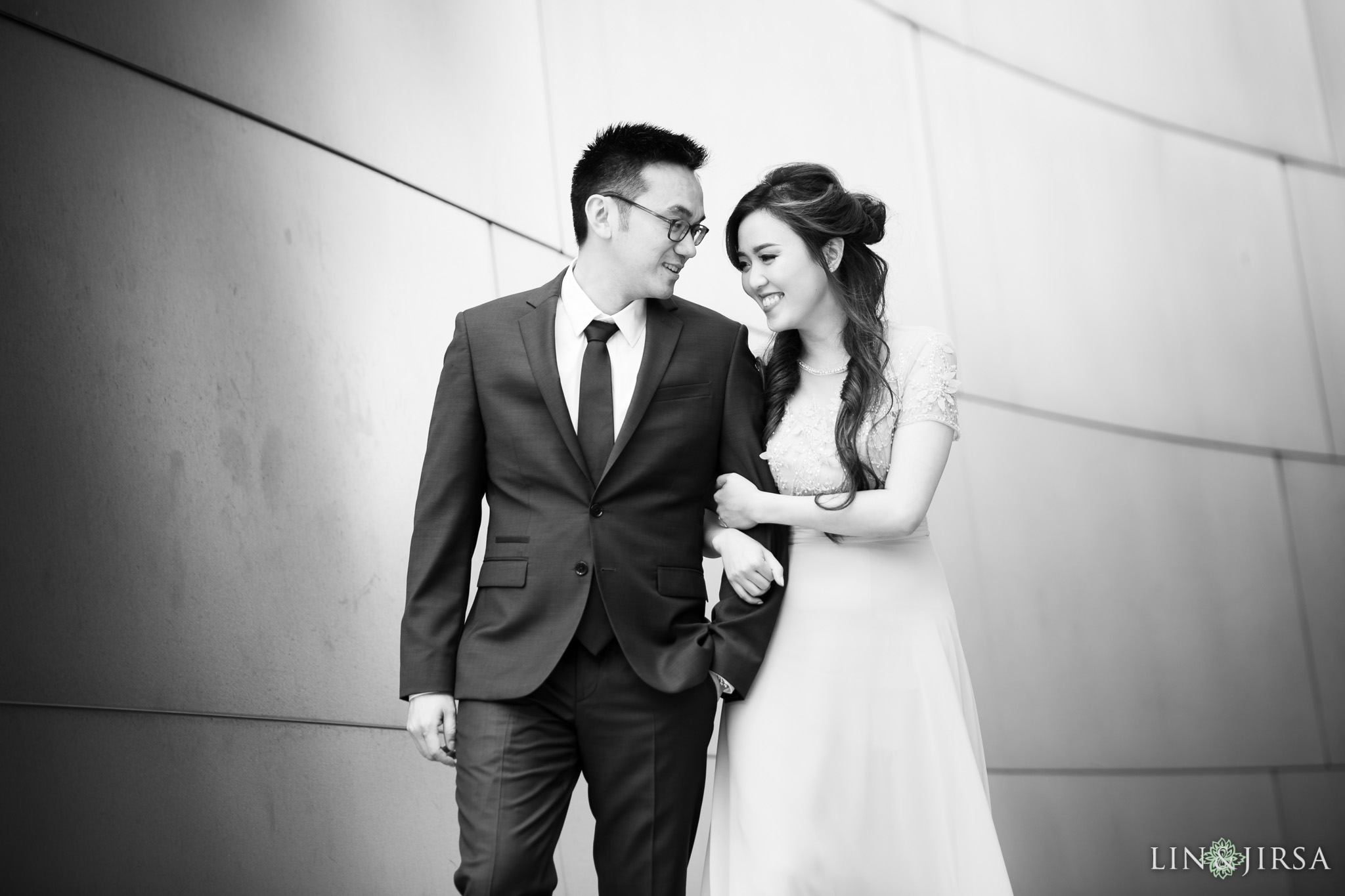 01-downtown-los-angeles-engagement-photography