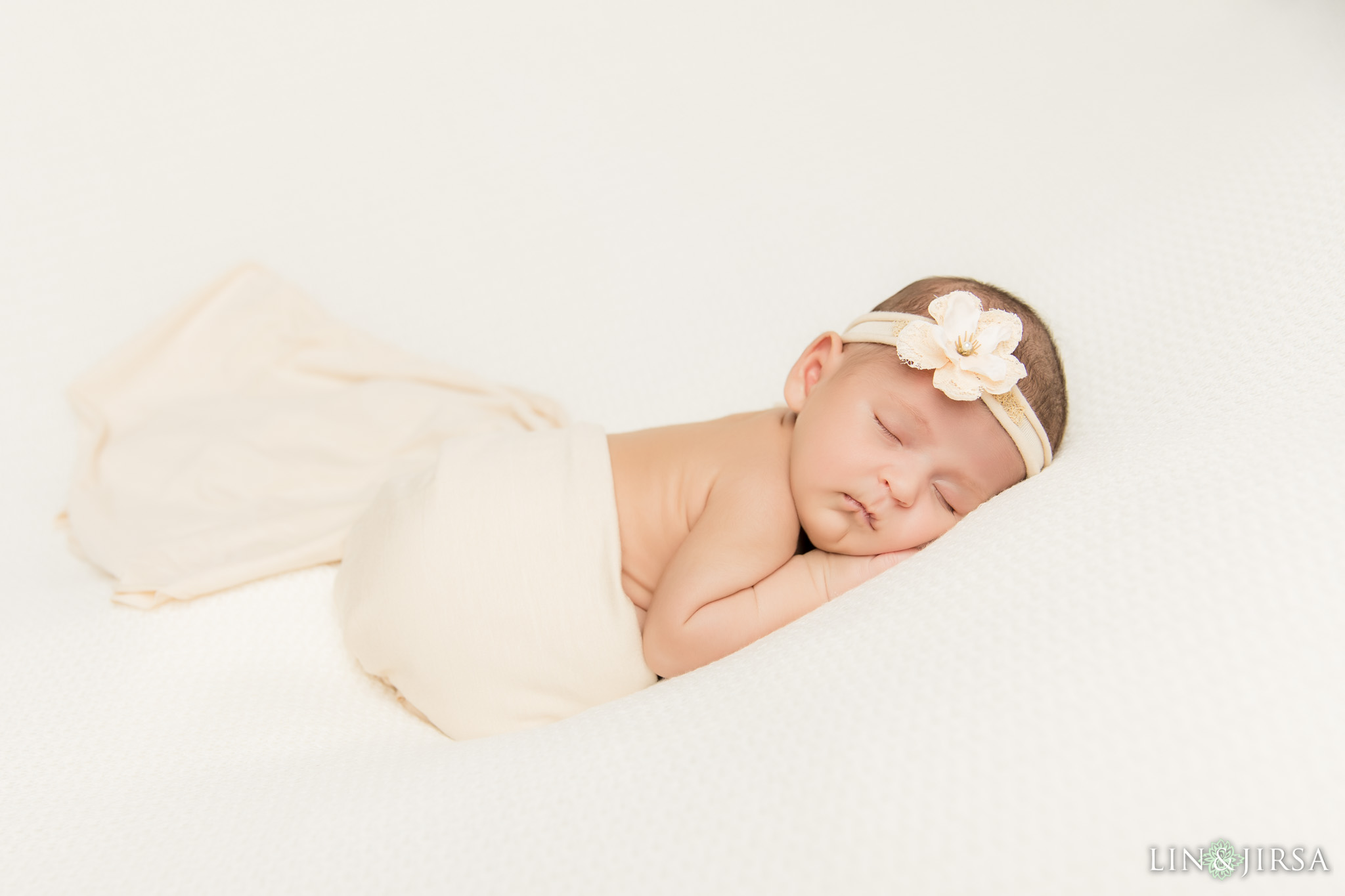 04-orange-county-studio-newborn-photography