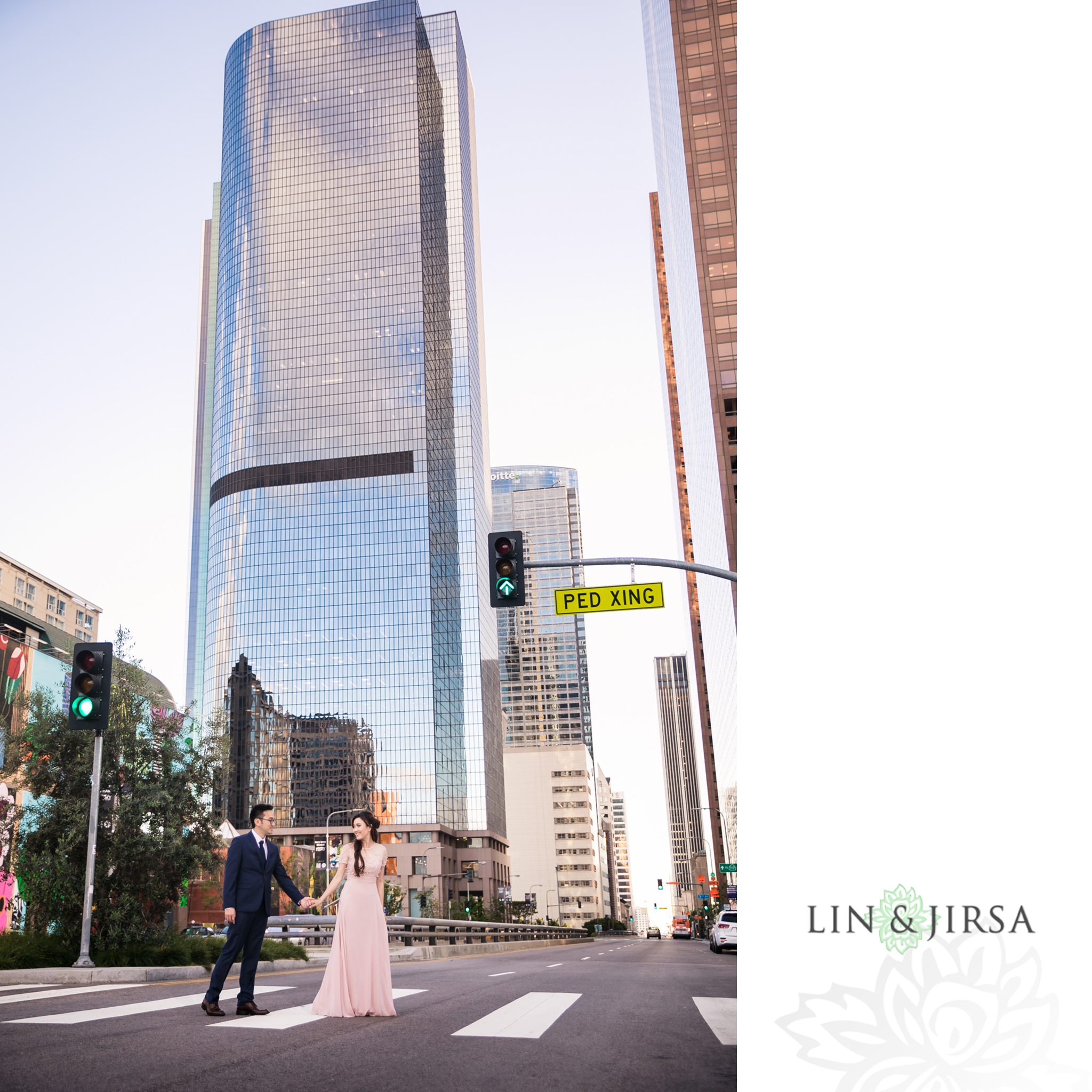 06-downtown-los-angeles-engagement-photography