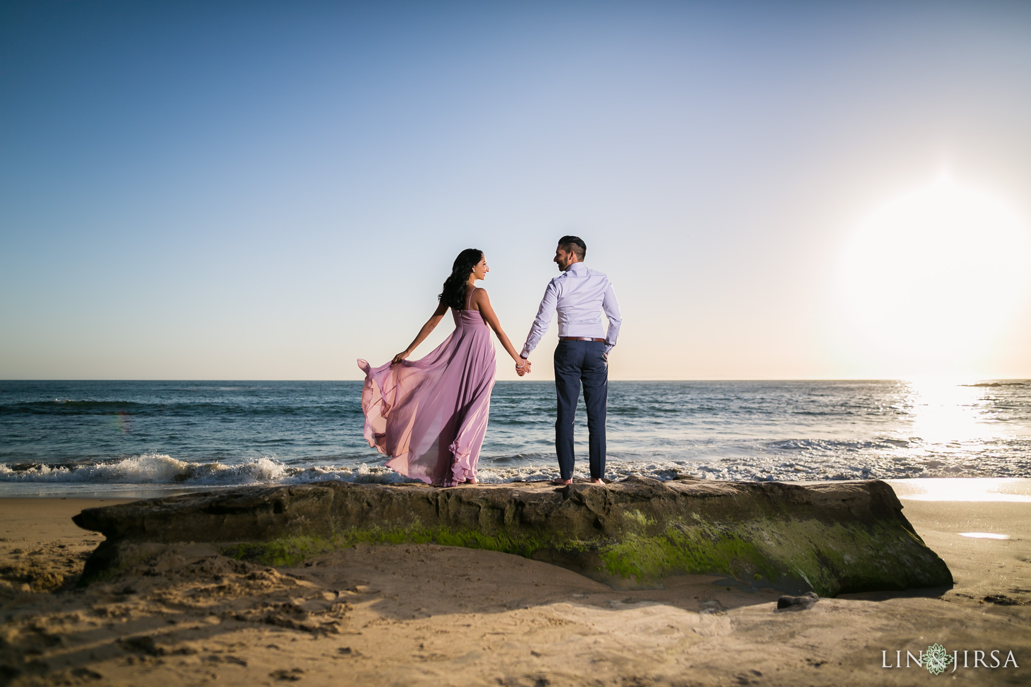 09laguna-beach-engagement-photography