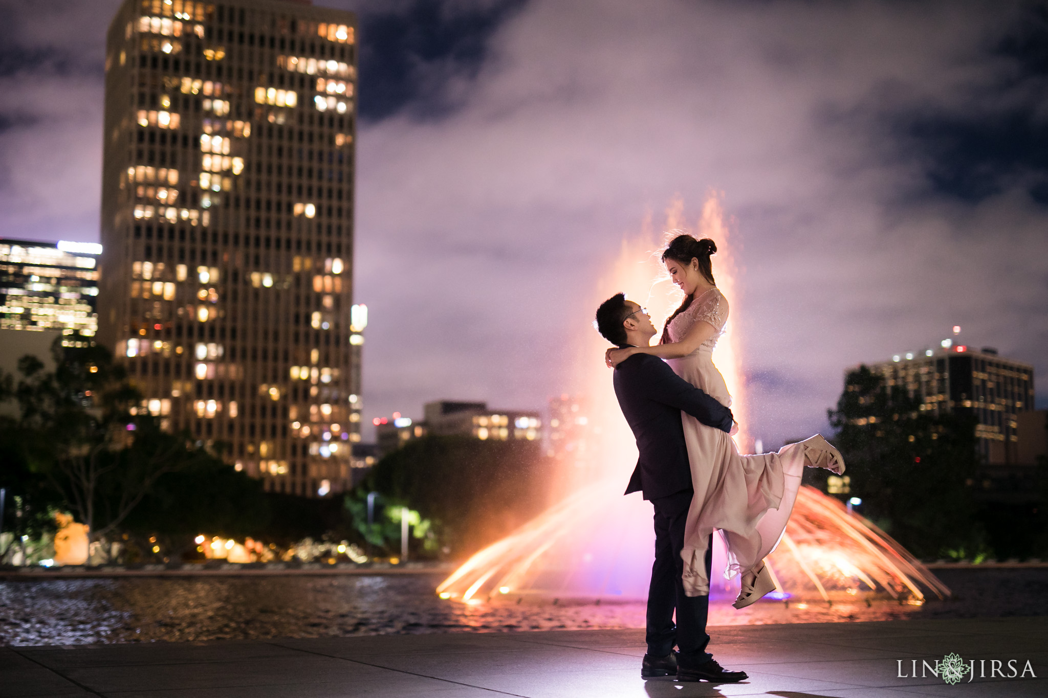 11-downtown-los-angeles-engagement-photography